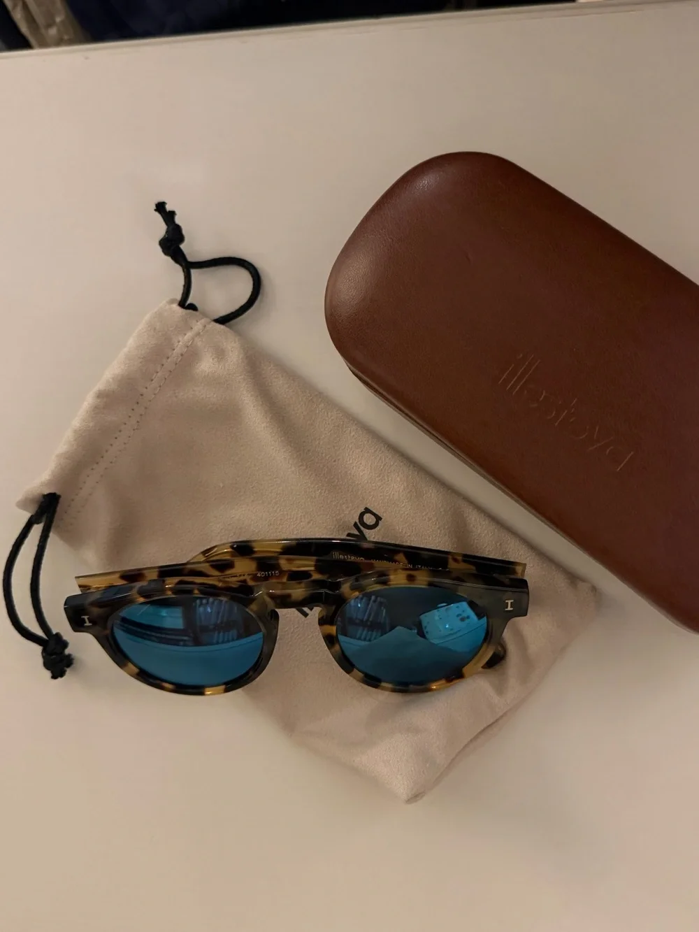 Illesteva Leonard Sunglasses - Blue Mirrored Lenses and Tortoise Frame - Unisex